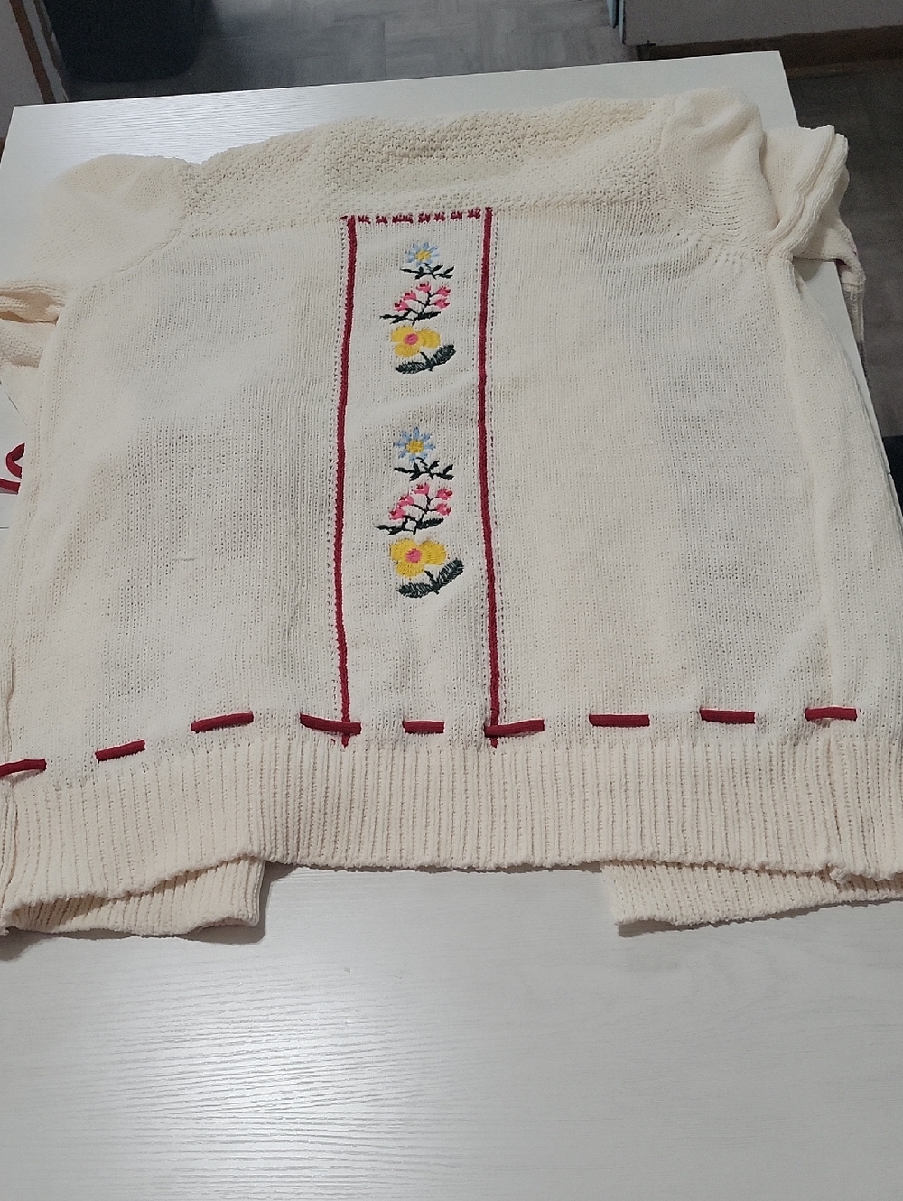 NWT POL Large Cream Open-Front Cardigan with Red Floral Embroidery - Picture 7 of 7
